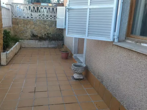 5-bedroom Villa In Marratxí, Spain (130 M²)