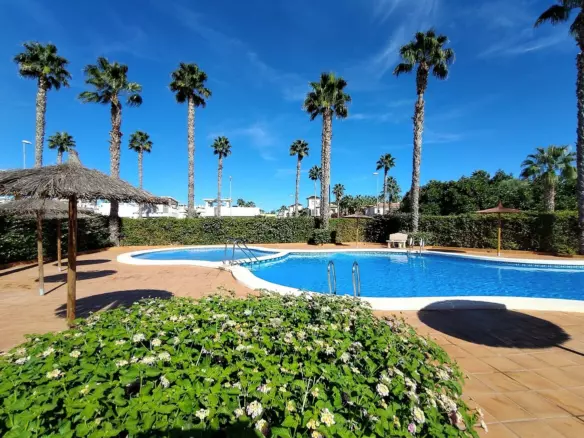 4-bedroom Town House In Rojales, Spain (104 M²)