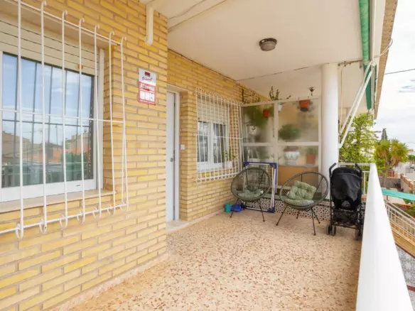 3-bedroom Apartment In Pilar De La Horadada, Spain (70 M²)