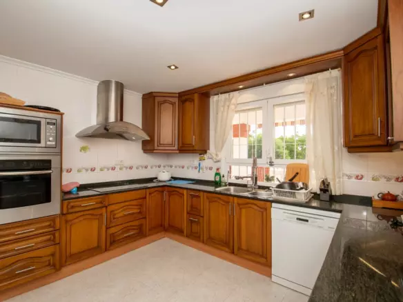 4-bedroom Villa In Orihuela Costa, Spain (234 M²)