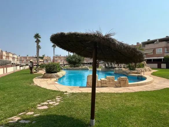 3-bedroom Villa In Santa Pola, Spain (119 M²)