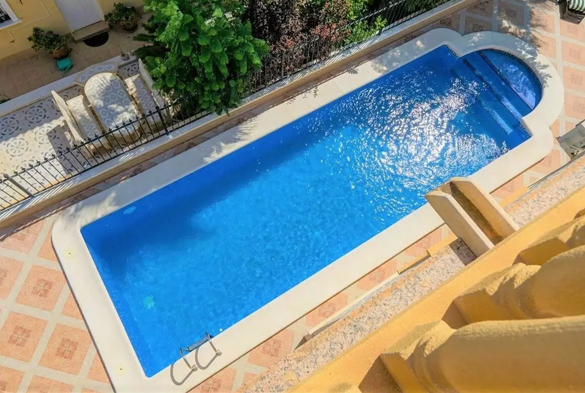 3-bedroom Villa In Alicante, Spain (132 M²)