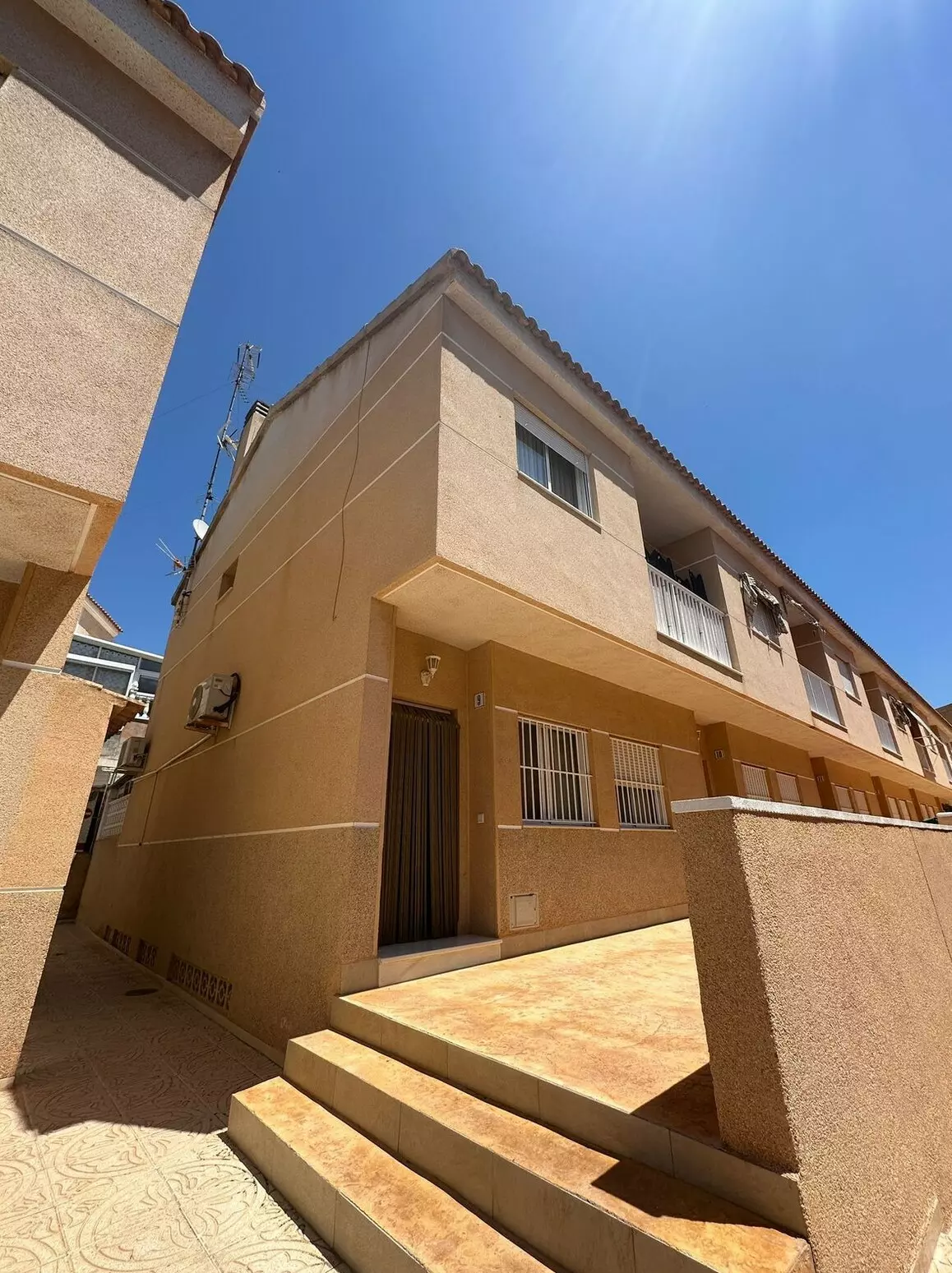 4-bedroom Villa In Santa Pola, Spain (90 M²)