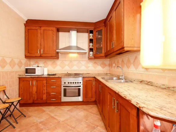 3-bedroom Villa In Torrevieja, Spain (167 M²)