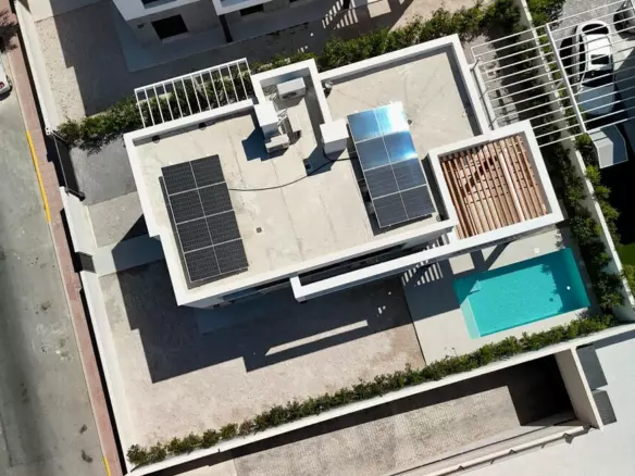 4-bedroom Villa In Alicante, Spain (224 M²)