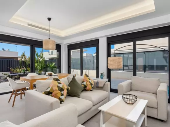 3-bedroom Semi In San Fulgencio, Spain (226 M²)