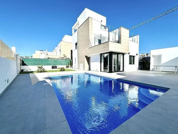 3-bedroom Villa In Guardamar Del Segura, Spain (180 M²)