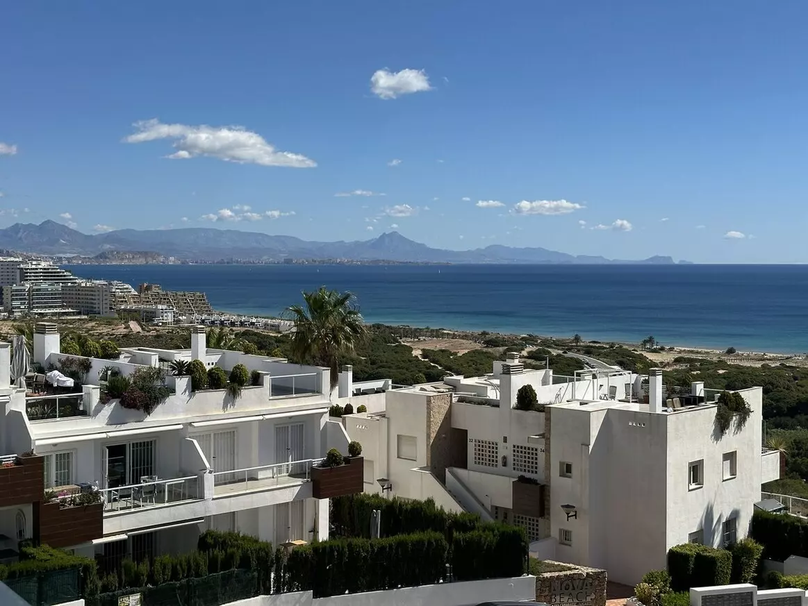 2-bedroom Apartment In Santa Pola, Spain (109 M²)