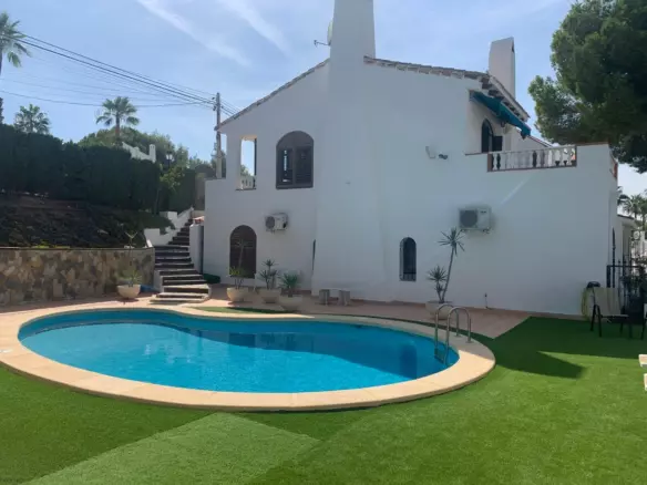 4-bedroom Villa In Orihuela Costa, Spain (156 M²)