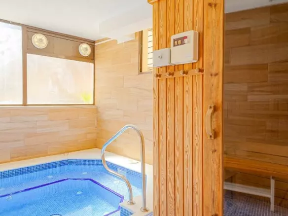 3-bedroom Apartment In Orihuela Costa, Spain (81 M²)