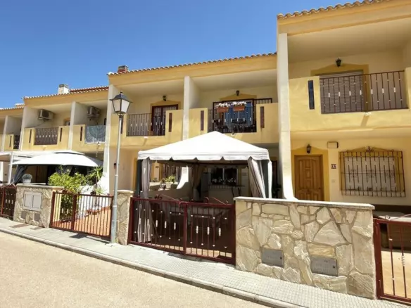 3-bedroom Town House In Orihuela Costa, Spain (80 M²)