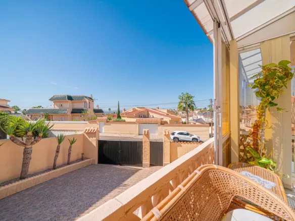 5-bedroom Villa In Rojales, Spain (97 M²)