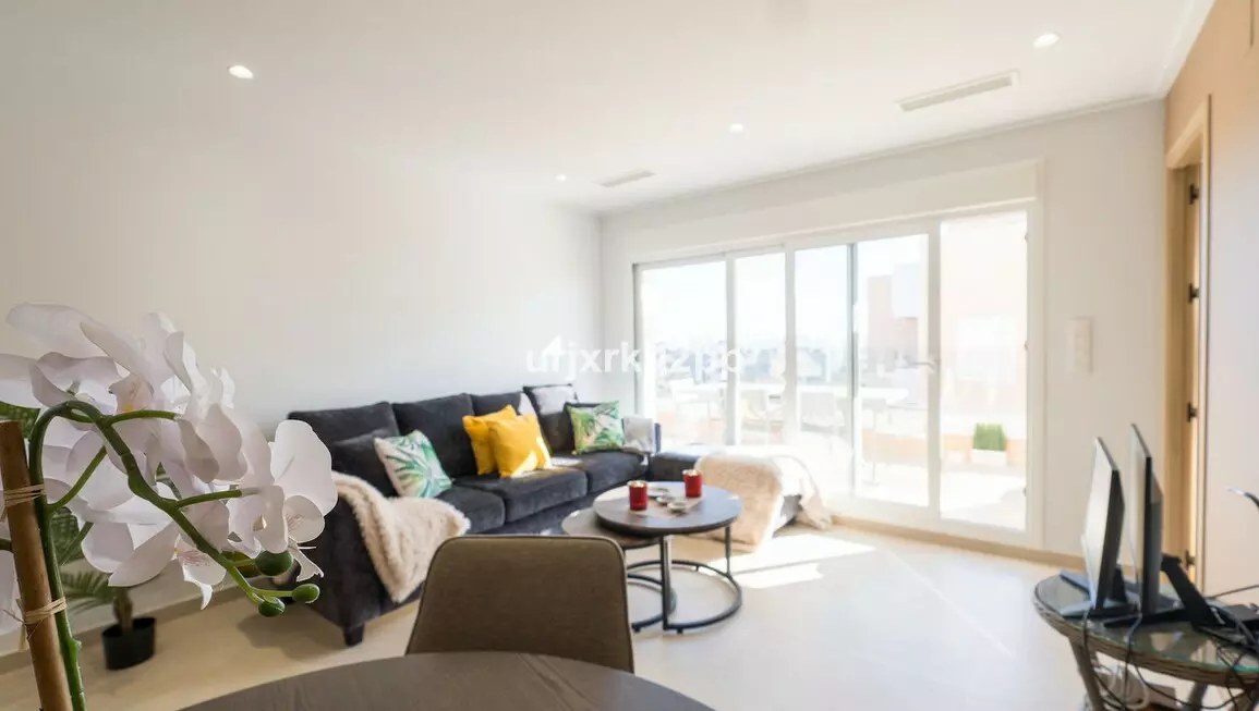 3-bedroom Apartment In Guardamar Del Segura, Spain (101 M²)
