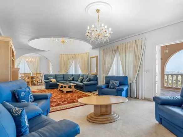 7-bedroom Villa In Rojales, Spain (179 M²)