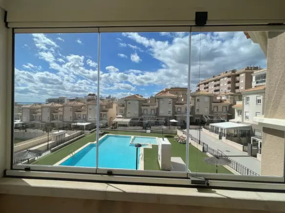 3-bedroom Town House In Santa Pola, Spain (140 M²)