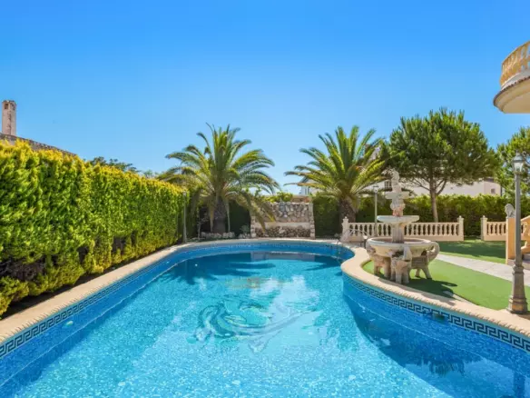 6-bedroom Villa In Orihuela Costa, Spain (760 M²)