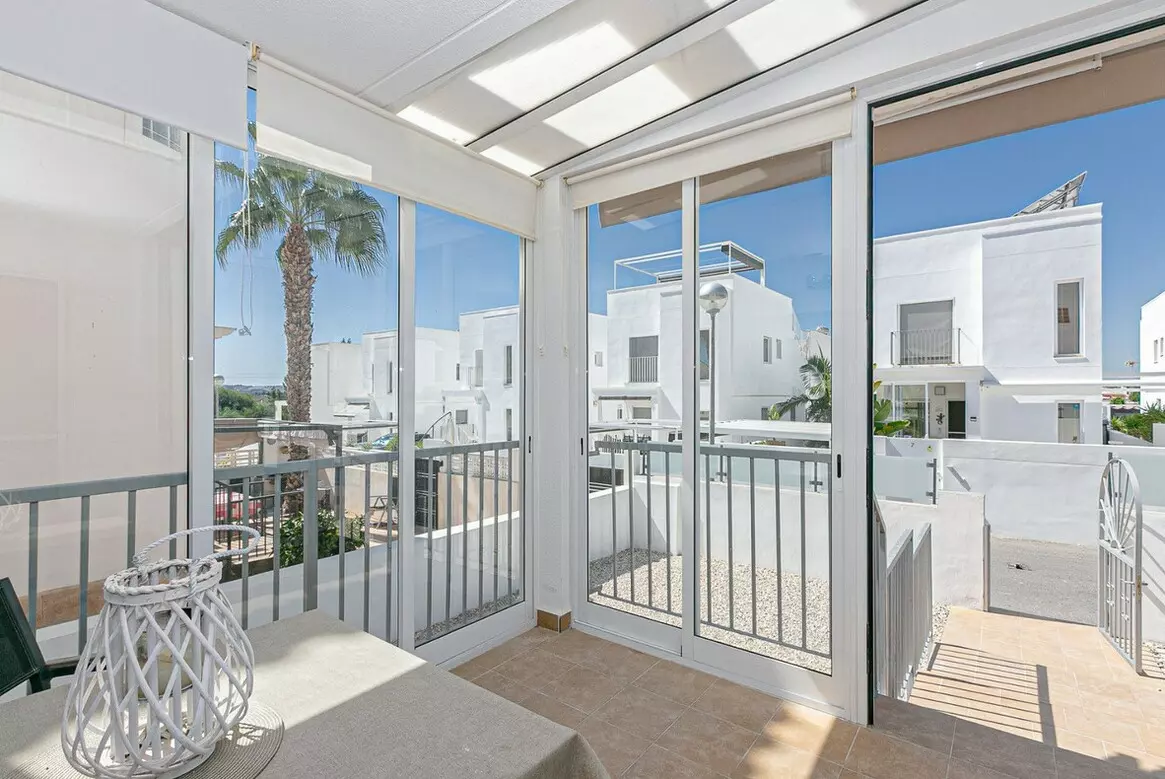4-bedroom Villa In San Fulgencio, Spain (143 M²)