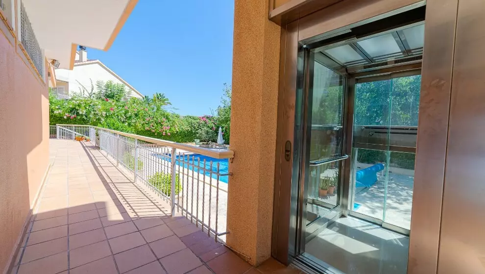 4-bedroom Villa In Orihuela Costa, Spain (487 M²)