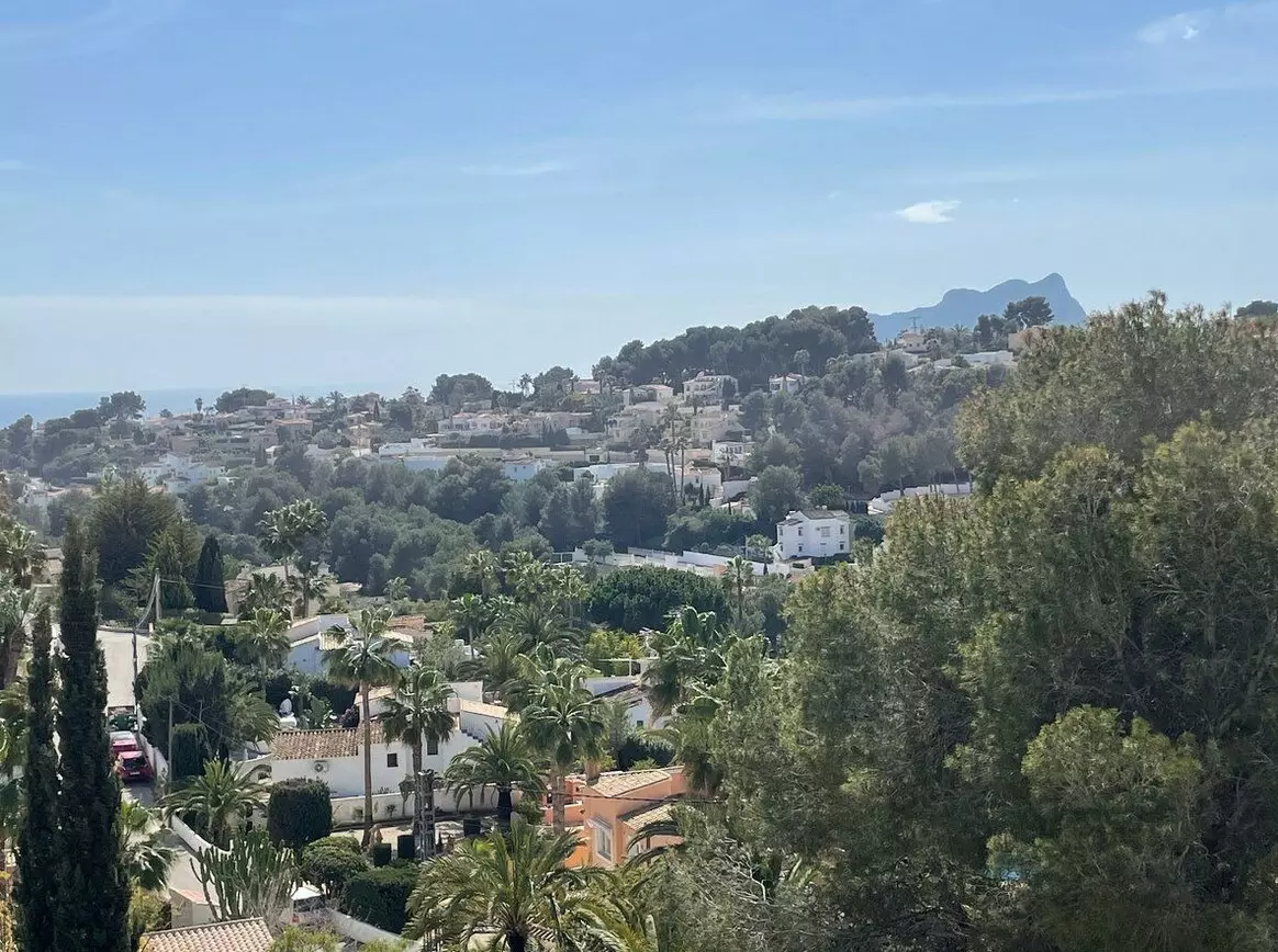 4-bedroom Villa In Algorfa, Spain (309 M²)