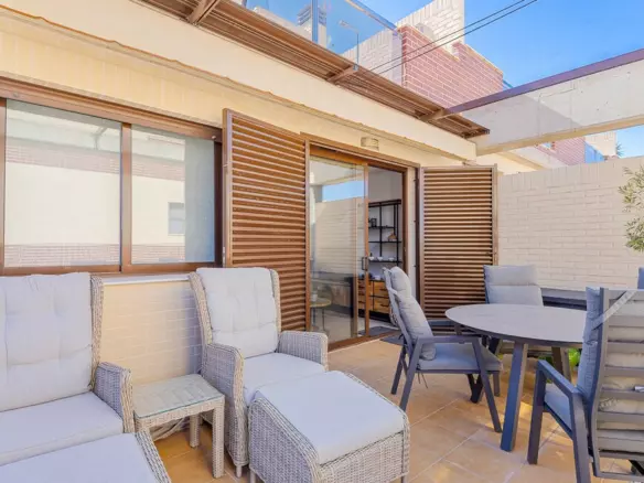 3-bedroom Apartment In Orihuela Costa, Spain (81 M²)