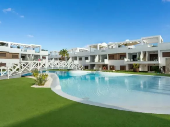 4-bedroom Villa In Torrevieja, Spain (194 M²)