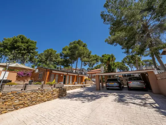 4-bedroom Villa In Pilar De La Horadada, Spain (168 M²)