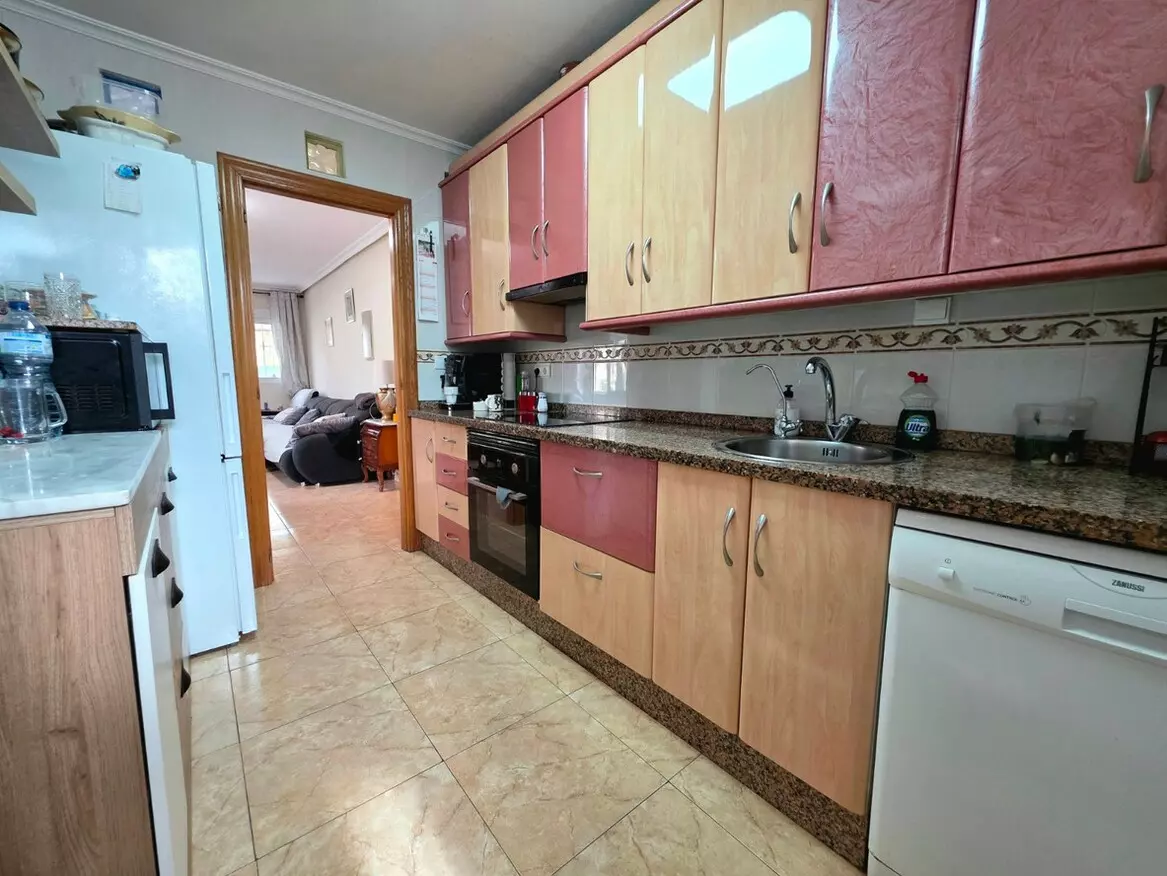 5-bedroom Villa In San Fulgencio, Spain (165 M²)
