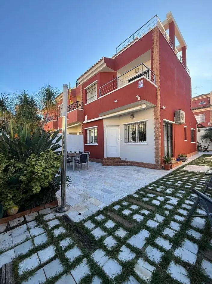 4-bedroom Semi In Pilar De La Horadada, Spain (155 M²)