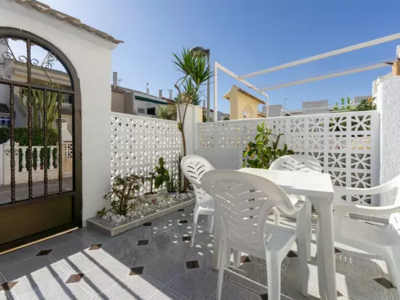 2-bedroom Apartment In Pilar De La Horadada, Spain (72 M²)