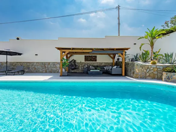 3-bedroom Villa In Orihuela Costa, Spain (211 M²)