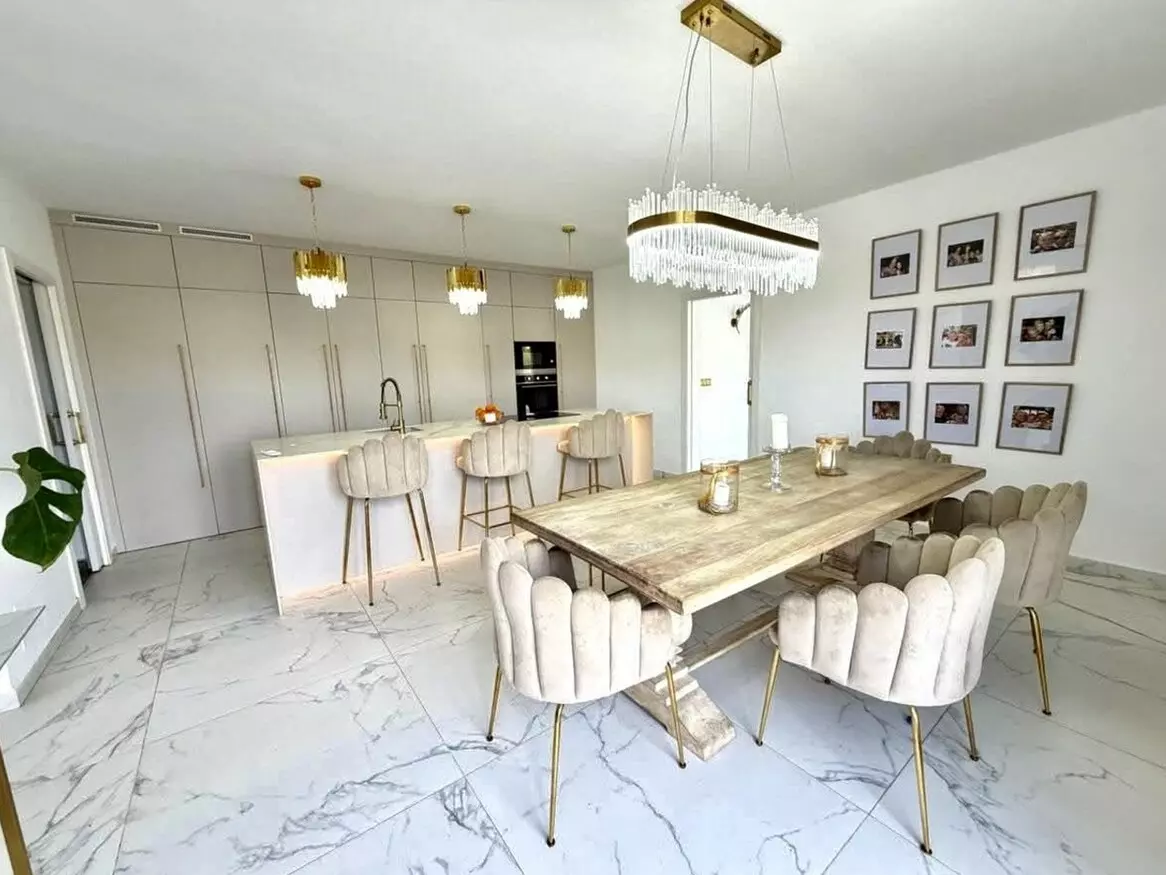 6-bedroom Villa In Orihuela Costa, Spain (218 M²)