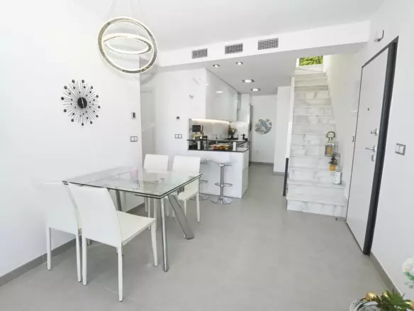 2-bedroom Apartment In Elche, Spain (64 M²)