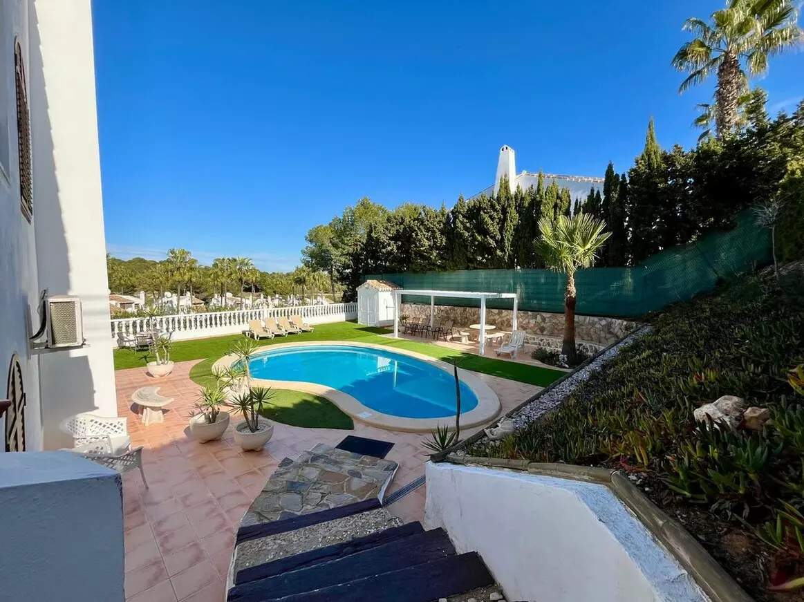 4-bedroom Villa In Orihuela Costa, Spain (184 M²)