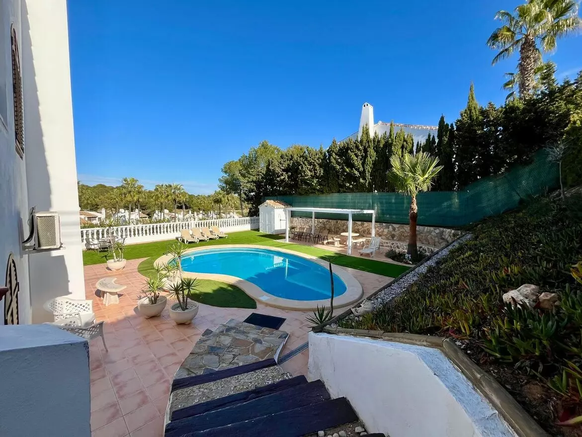 4-bedroom Villa In Orihuela Costa, Spain (184 M²)