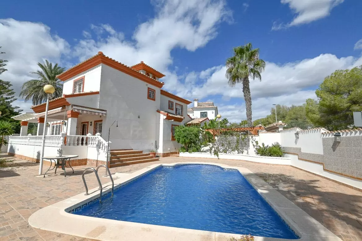 4-bedroom Villa In Orihuela Costa, Spain (234 M²)