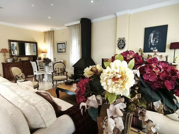 4-bedroom Villa In Alicante, Spain (405 M²)