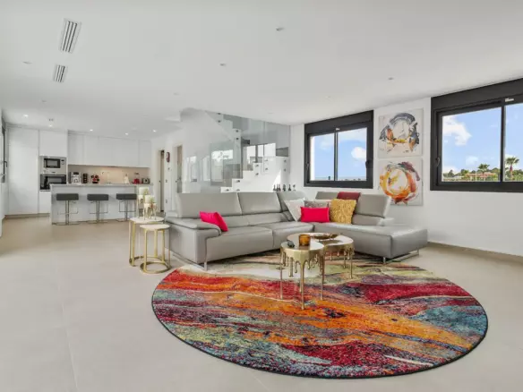4-bedroom Villa In Algorfa, Spain (123 M²)