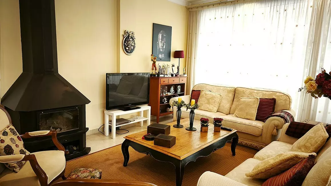 4-bedroom Villa In Alicante, Spain (405 M²)