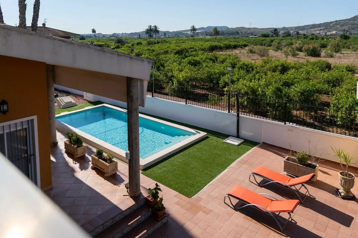 5-bedroom Villa In Orihuela, Spain (495 M²)