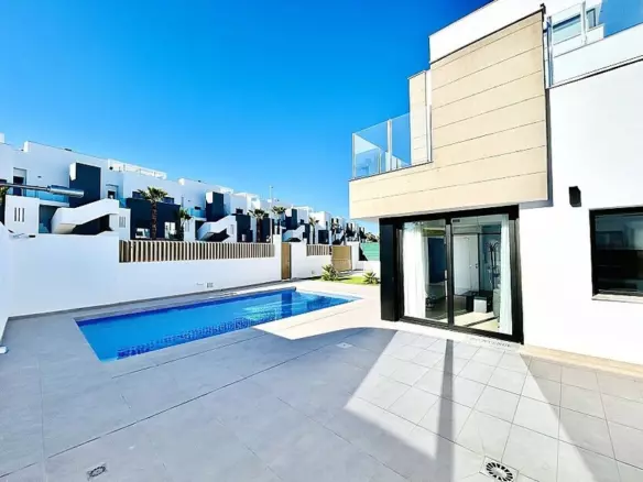 3-bedroom Villa In Guardamar Del Segura, Spain (180 M²)