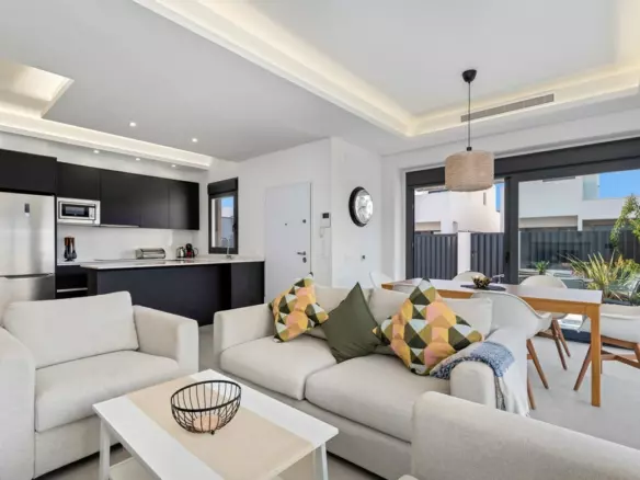 3-bedroom Semi In San Fulgencio, Spain (226 M²)