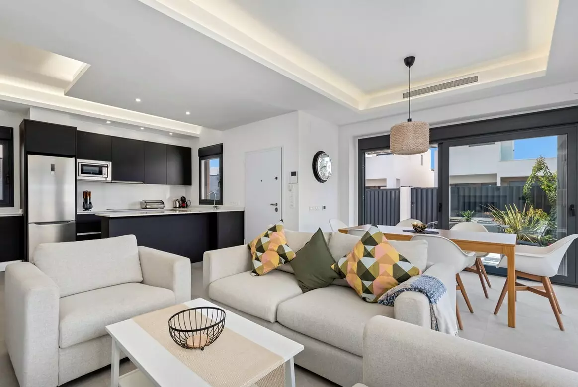 3-bedroom Semi In San Fulgencio, Spain (226 M²)