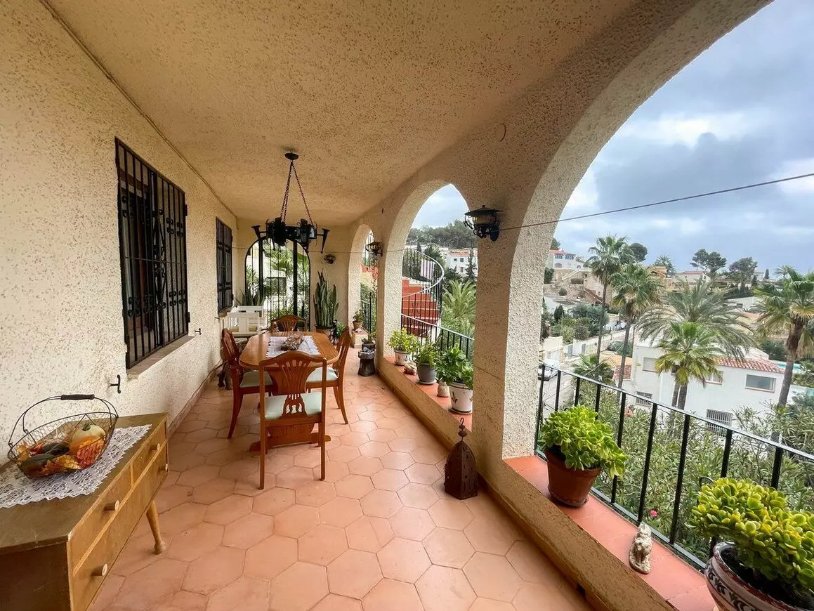4-bedroom Villa In Algorfa, Spain (309 M²)