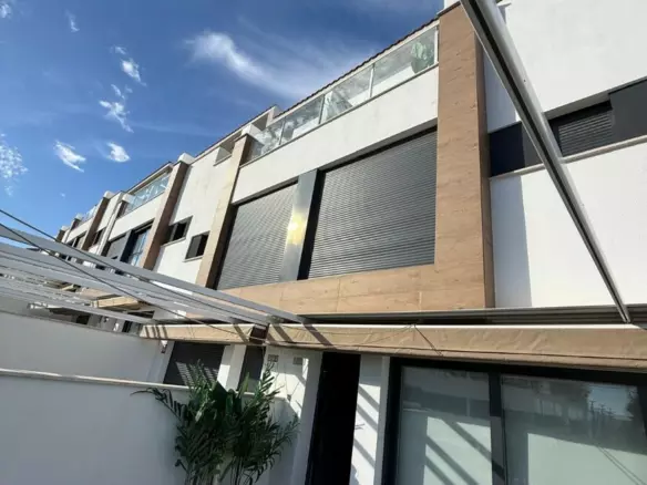 3-bedroom Town House In Guardamar Del Segura, Spain (150 M²)