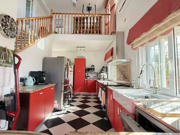5-bedroom Villa In Orihuela Costa, Spain (220 M²)