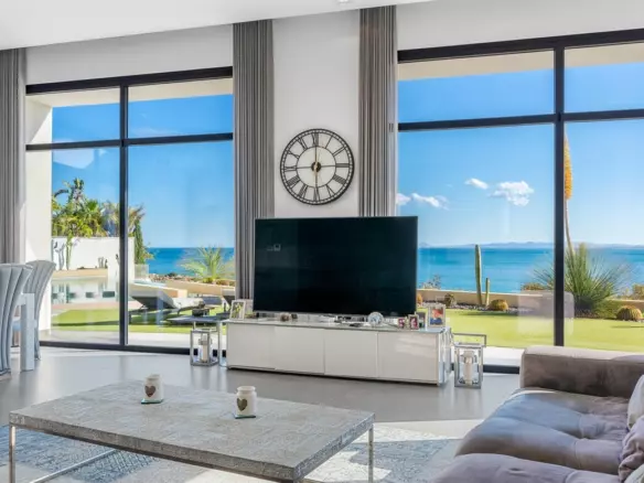 6-bedroom Villa In Cabo Roig, Spain (479 M²)