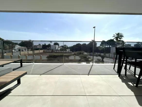 2-bedroom Apartment In Orihuela Costa, Spain (104 M²)