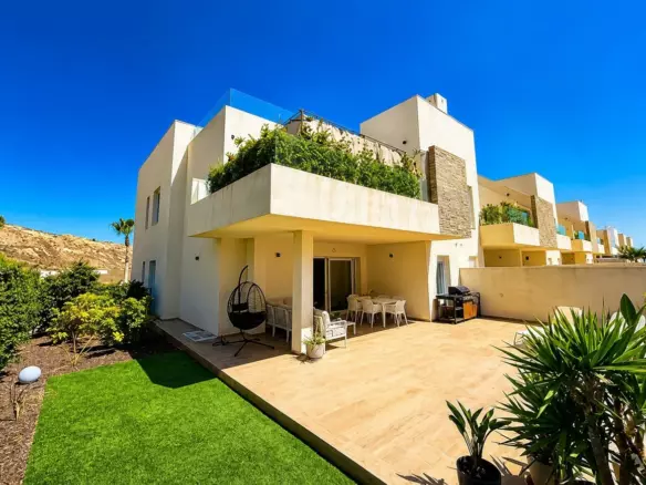3-bedroom Apartment In Algorfa, Spain (90 M²)