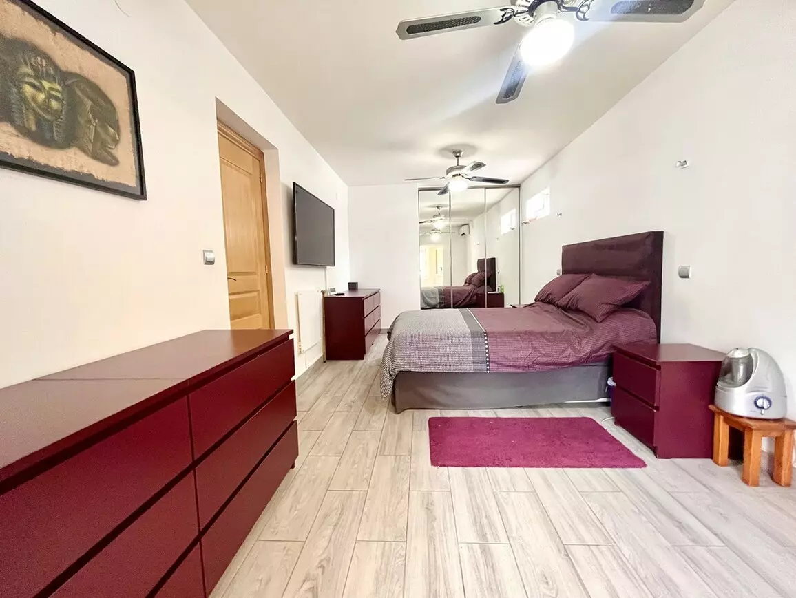 3-bedroom Villa In Pilar De La Horadada, Spain (217 M²)