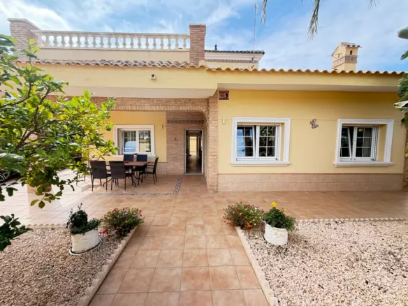 4-bedroom Villa In Cabo Roig, Spain (150 M²)